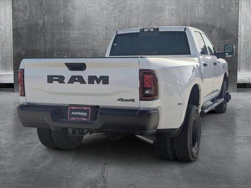 2025 RAM 3500 Tradesman Crew Cab 4x4 8' Box