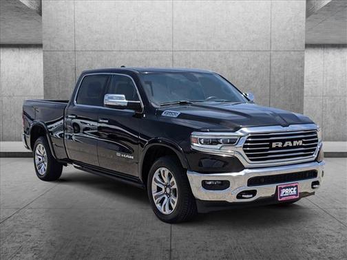 Photo 3 of 29 of 2019 RAM 1500 Longhorn