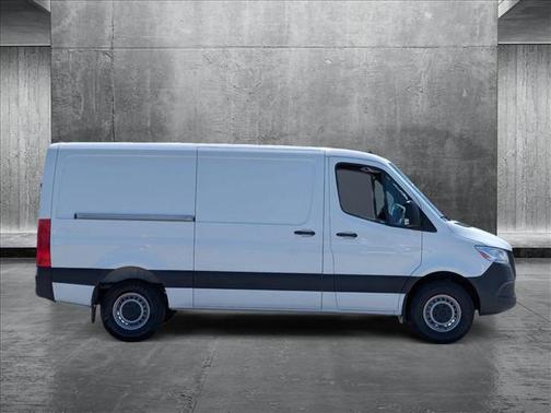 2024 Mercedes-Benz Sprinter 2500 Standard Roof