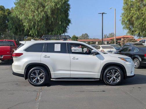 2018 Toyota Highlander LE Plus