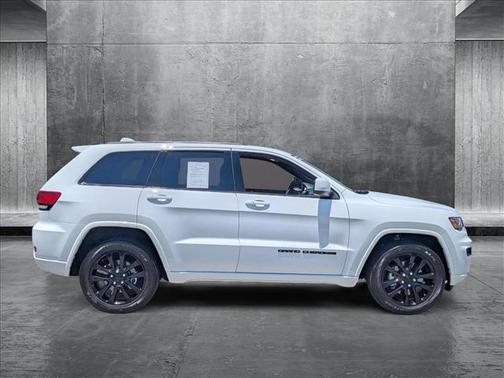 2021 Jeep Grand Cherokee Laredo