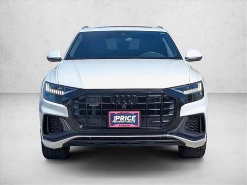 2022 Audi Q8 55 Premium Plus
