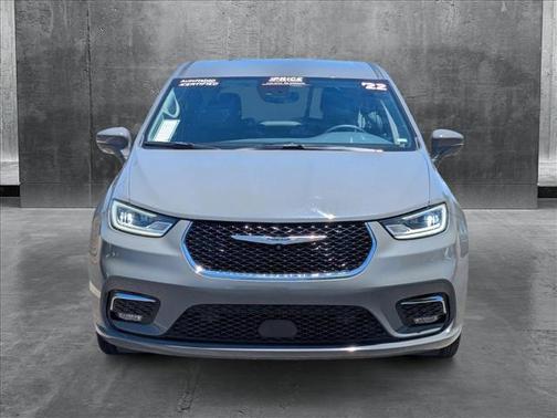 2022 Chrysler Pacifica Hybrid Touring L