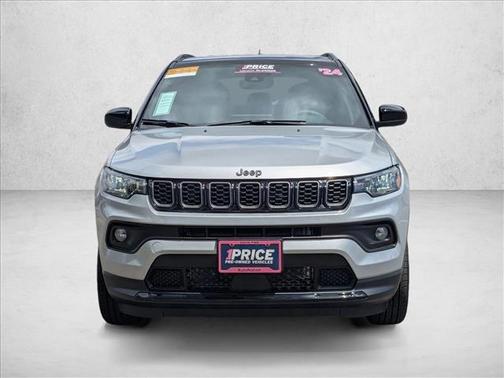 Silver Zynith Metallic Clearcoat 2024 Jeep Compass Latitude