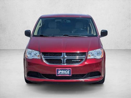 Deep Cherry Red Crystal Pearlcoat 2016 Dodge Grand Caravan AVP/SE