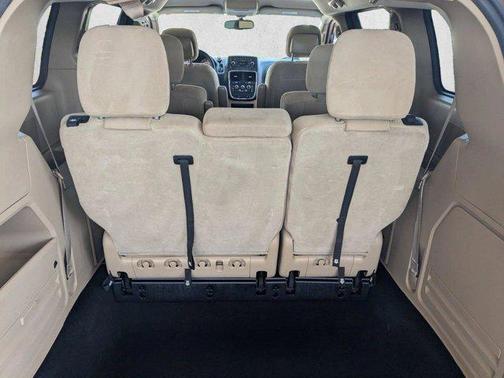 Deep Cherry Red Crystal Pearlcoat 2016 Dodge Grand Caravan AVP/SE