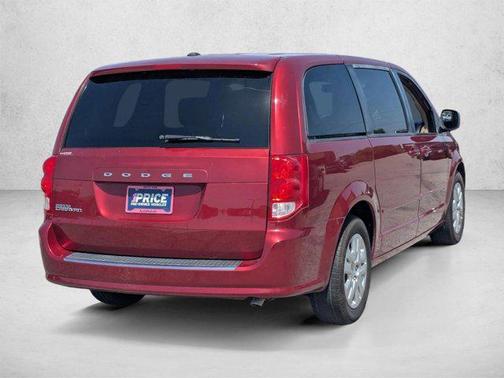 Deep Cherry Red Crystal Pearlcoat 2016 Dodge Grand Caravan AVP/SE