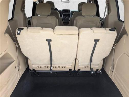 Deep Cherry Red Crystal Pearlcoat 2016 Dodge Grand Caravan AVP/SE