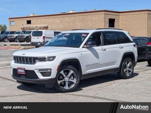 2023 Jeep Grand Cherokee 4xe Base