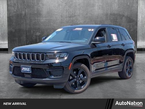 2023 Jeep Grand Cherokee Laredo