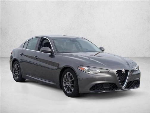 2020 Alfa Romeo Giulia Base