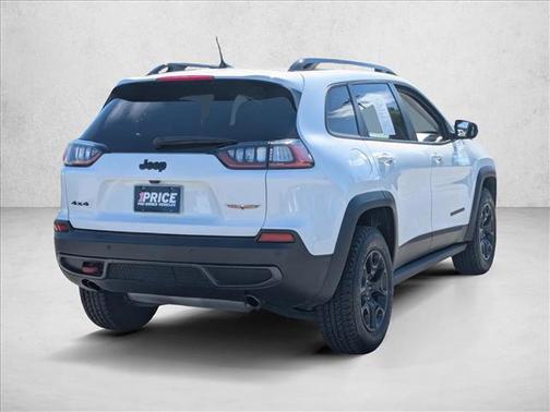2023 Jeep Cherokee Trailhawk
