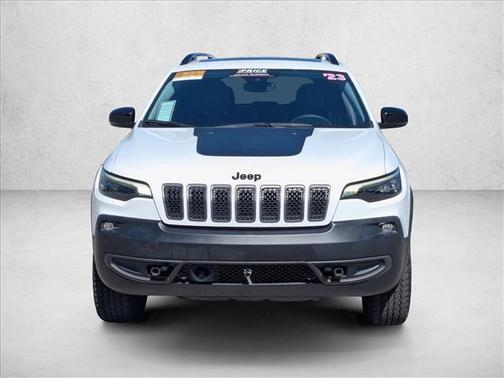 2023 Jeep Cherokee Trailhawk