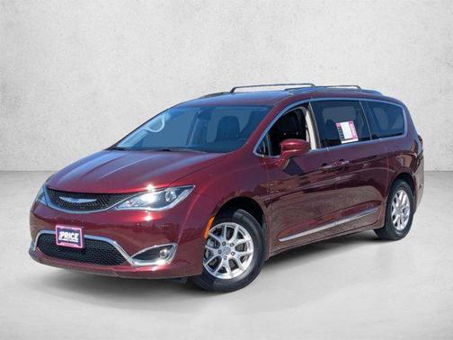 Velvet Red Pearlcoat 2020 Chrysler Pacifica Touring L