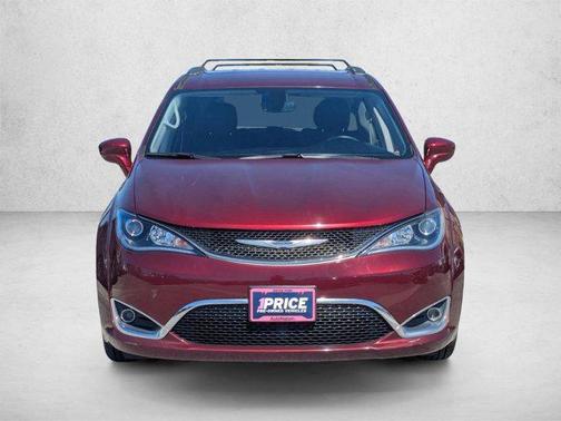 Velvet Red Pearlcoat 2020 Chrysler Pacifica Touring L