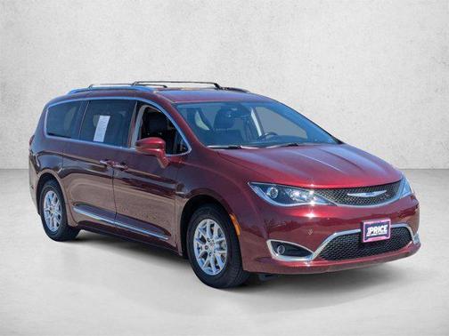 Velvet Red Pearlcoat 2020 Chrysler Pacifica Touring L