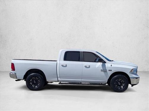 Bright White Clearcoat 2019 RAM 1500 SLT
