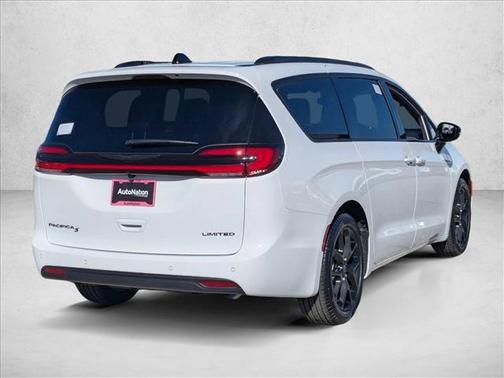 Bright White Clearcoat 2026 Chrysler Pacifica Limited