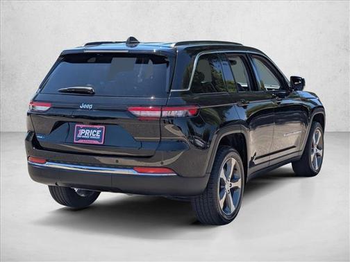 Diamond Black Crystal Pearlcoat 2022 Jeep Grand Cherokee 4xe Base