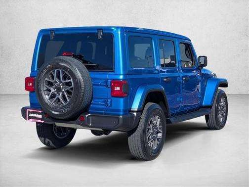 2026 Jeep Wrangler 4-Door Sahara 4x4