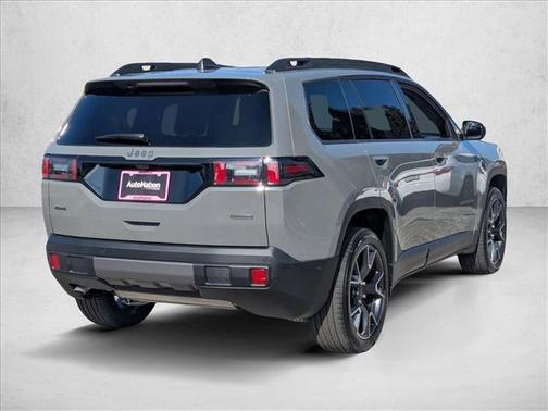 2026 Jeep Cherokee Overland