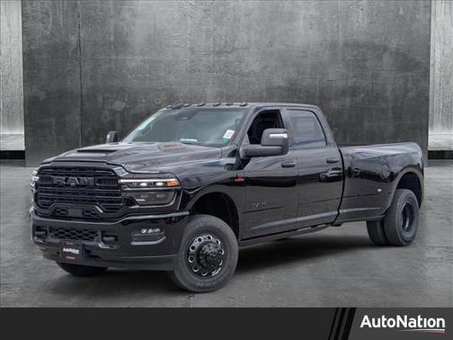 2025 RAM 3500 Laramie Crew Cab 4x4 8' Box
