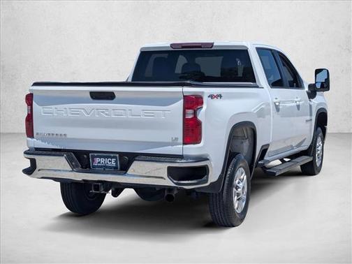 Summit White 2022 Chevrolet Silverado 2500 LT