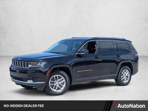 Diamond Black Crystal Pearlcoat 2023 Jeep Grand Cherokee L Laredo