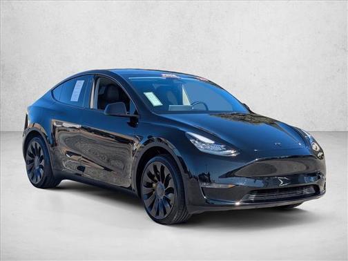 2023 Tesla Model Y Long Range Dual Motor All-Wheel Drive
