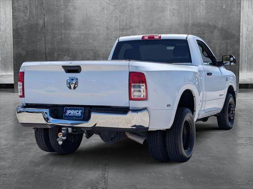 2022 RAM 3500 Tradesman Regular Cab 4x2 8' Box