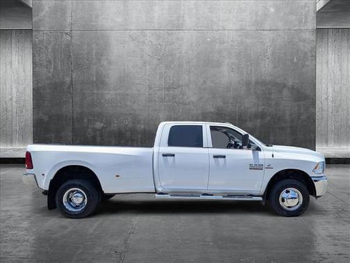 2018 RAM 3500 Tradesman Crew Cab 4x4 8' Box
