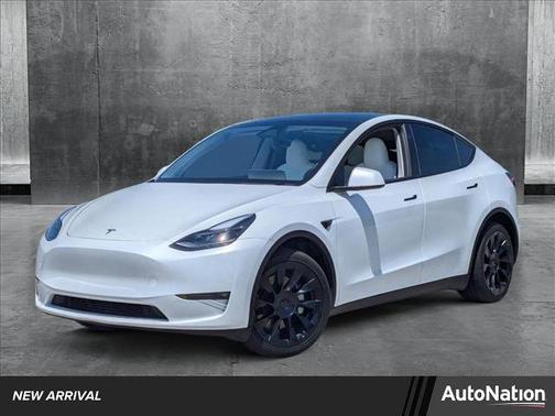 2023 Tesla Model Y Long Range Dual Motor All-Wheel Drive