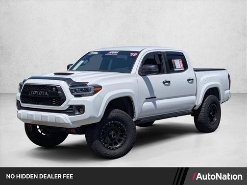 Super White 2019 Toyota Tacoma TRD Sport