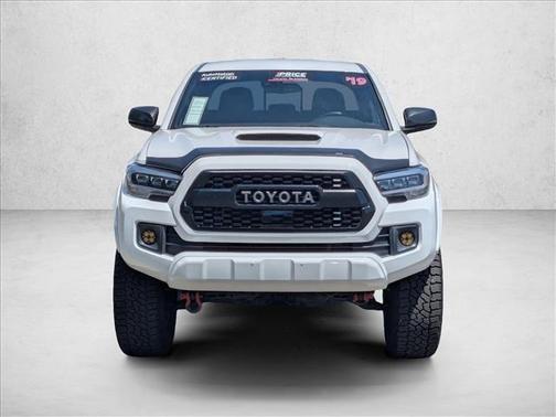Super White 2019 Toyota Tacoma TRD Sport