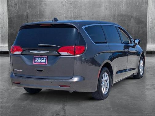 2017 Chrysler Pacifica LX
