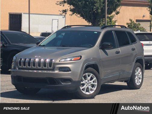 2017 Jeep Cherokee Sport