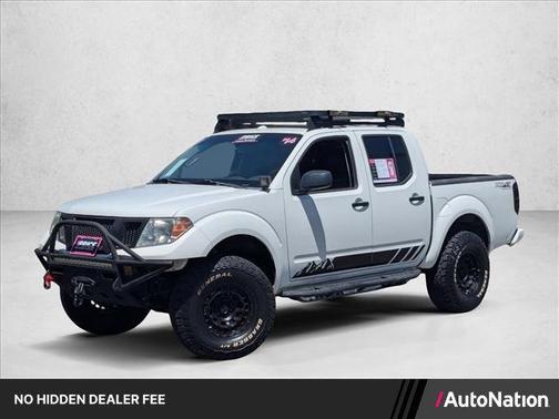 Glacier White 2014 Nissan Frontier PRO-4X