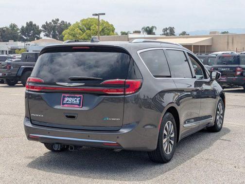 2021 Chrysler Pacifica Hybrid Limited