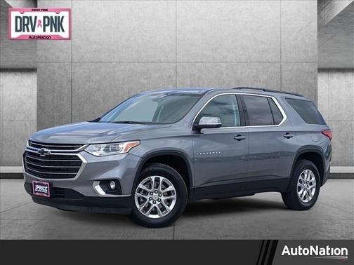 Photo 1 of 27 of 2021 Chevrolet Traverse LT Cloth