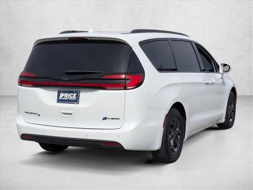 2021 Chrysler Pacifica Hybrid Limited