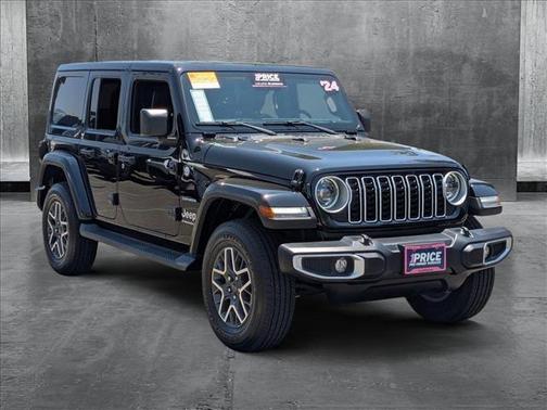 2024 Jeep Wrangler 4-Door Sahara 4x4