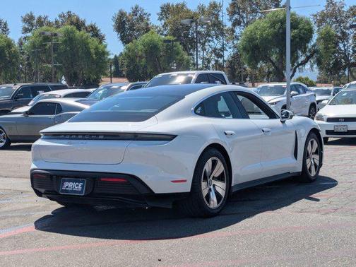2020 Porsche Taycan 4S
