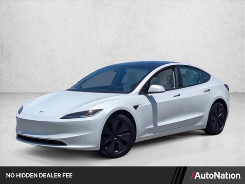 Pearl White Multi-Coat 2025 Tesla Model 3 Long Range