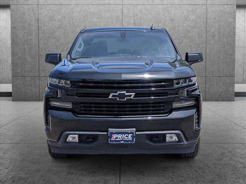 Photo 2 of 26 of 2019 Chevrolet Silverado 1500 RST