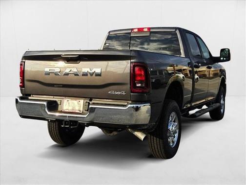 2025 RAM 2500 Tradesman Crew Cab 4x4 6'4' Box