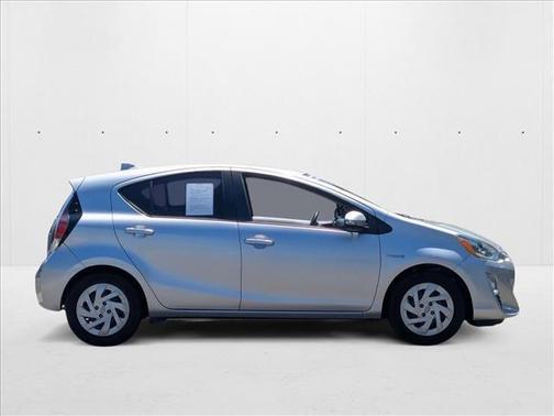 2016 Toyota Prius c Two