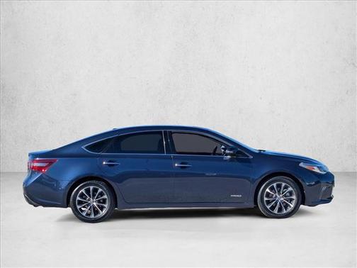 2016 Toyota Avalon Hybrid XLE Premium