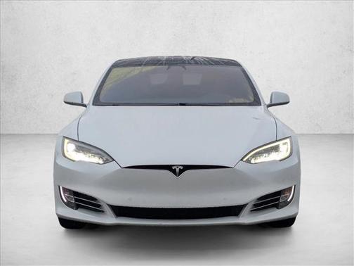 2016 Tesla Model S 90D