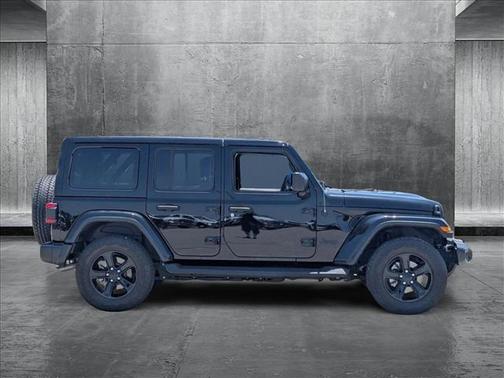 2023 Jeep Wrangler 4-Door Sahara Altitude 4x4