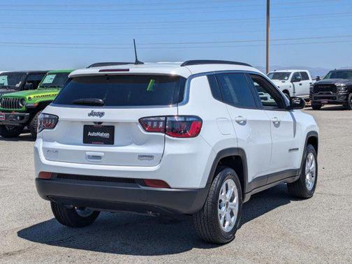 2025 Jeep Compass Latitude